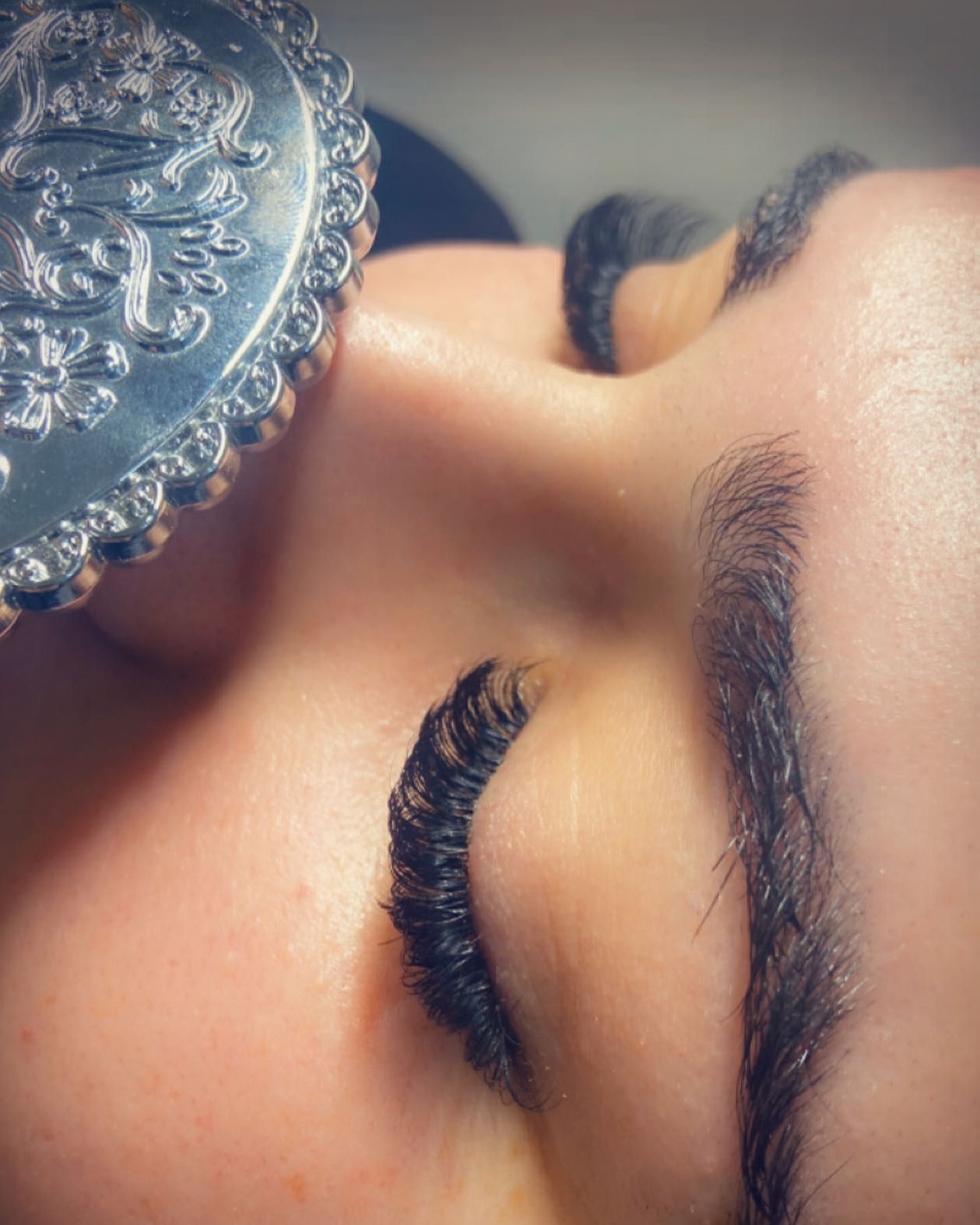 Beauté du regard, sourcils