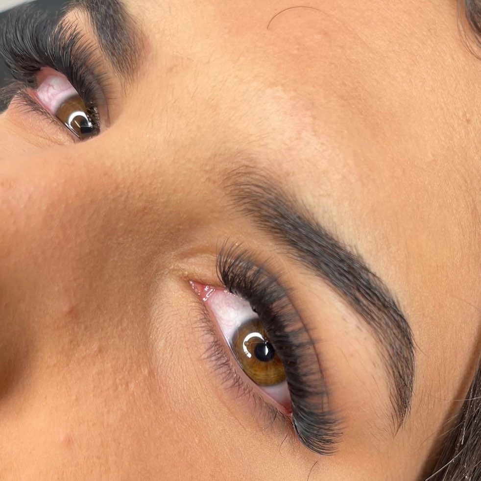 Extensions de cils