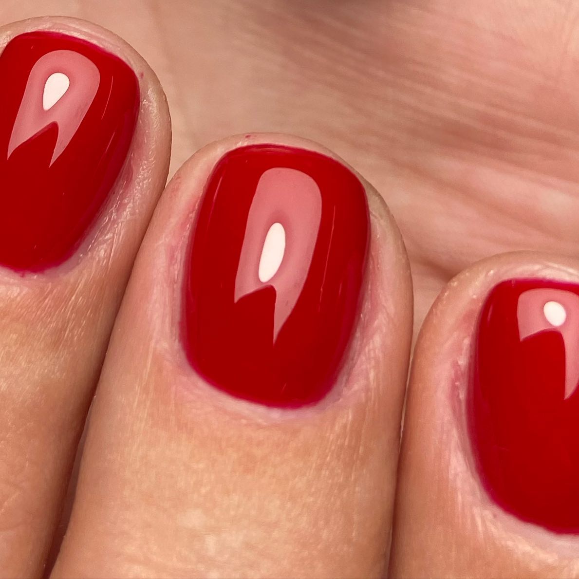 Vernis rouge brillant