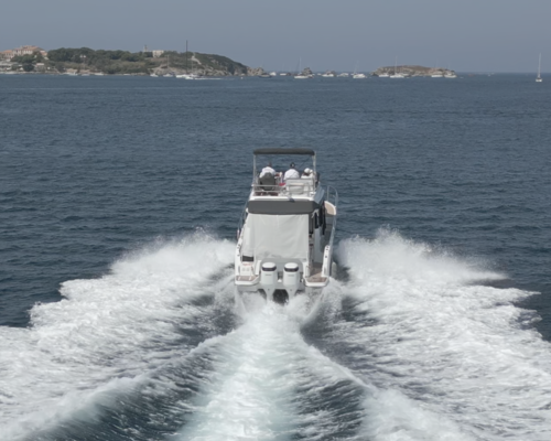 Poste de pilotage, plan drone yacht — détail